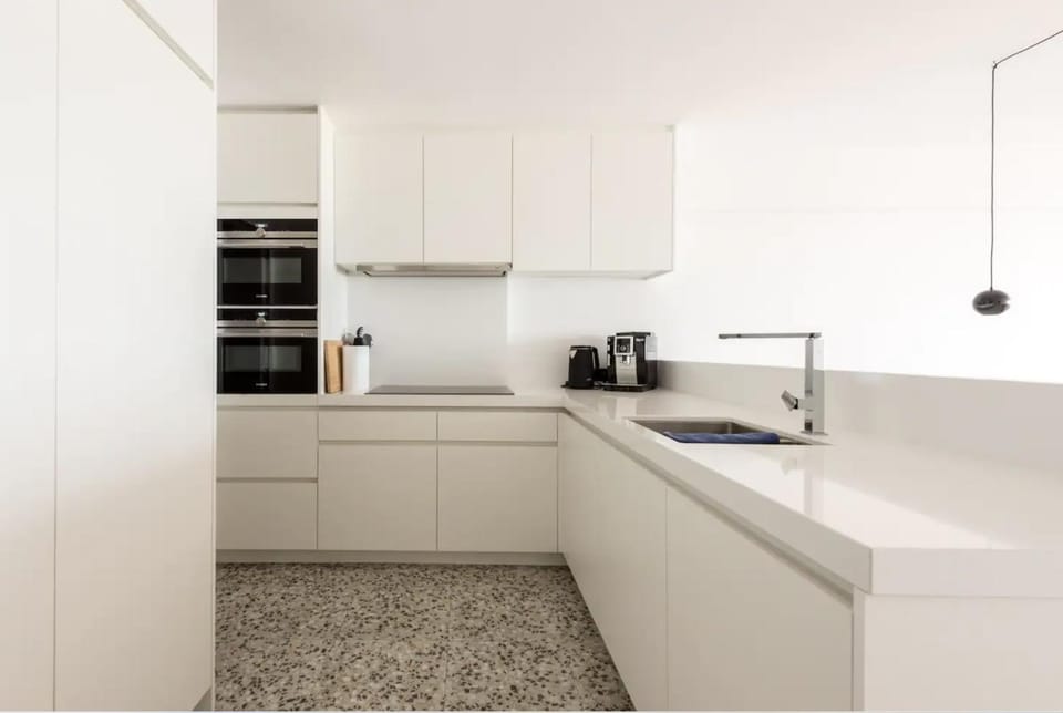 Coffee/tea facilities, Kitchen or kitchenette, minibar, pet friendly