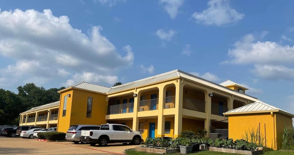 Property building, Street view