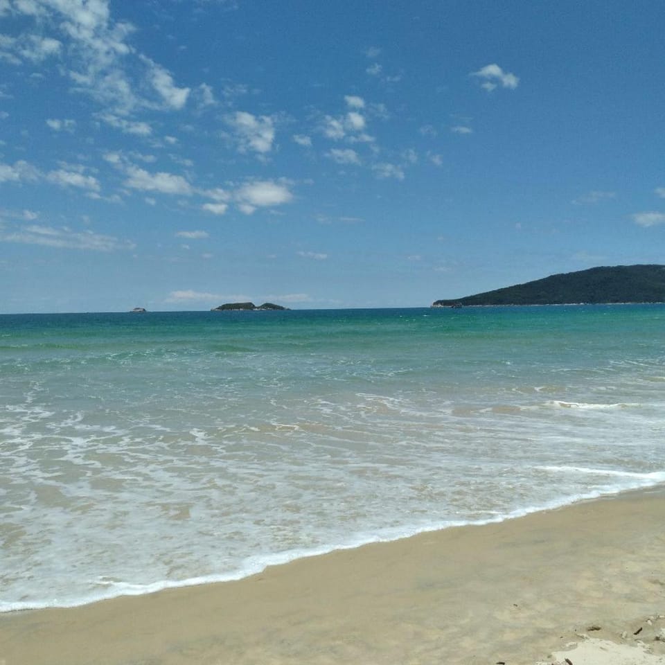 LINDO Apto beira mar praia Ingleses Apartment in Florianopolis