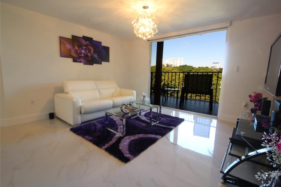 Yacht Club at Aventura 1 Bd 1 Bth Brand New Apartment in Sunny Isles Beach
