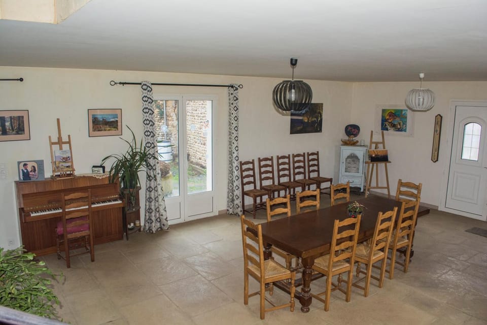 Banquet/Function facilities, Dining area, Breakfast