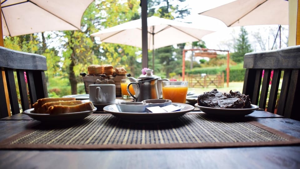 Dining area, Breakfast