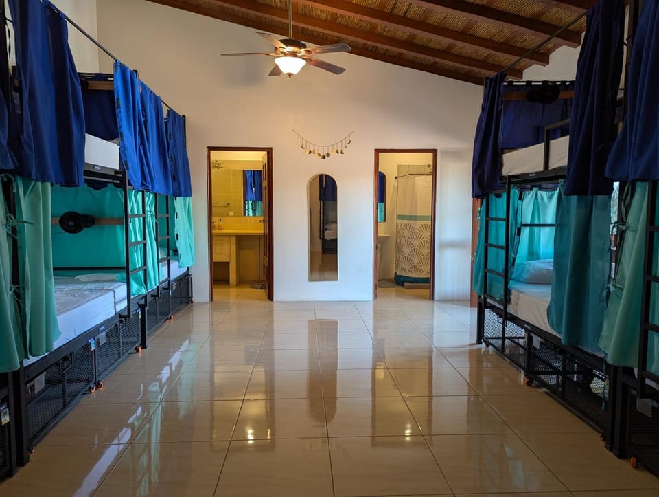 Hostal Azul Bed and Breakfast in Granada