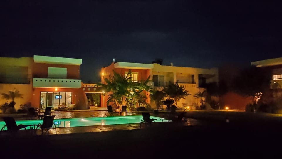 Property building, Swimming pool