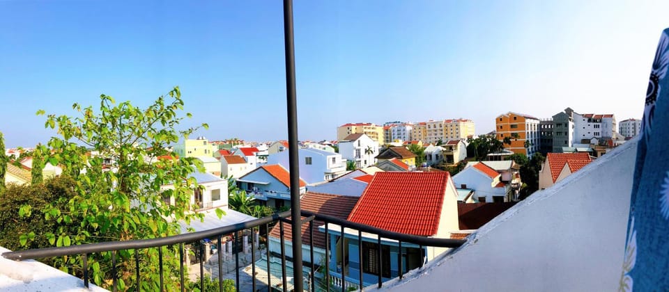 Balcony/Terrace, City view, Street view