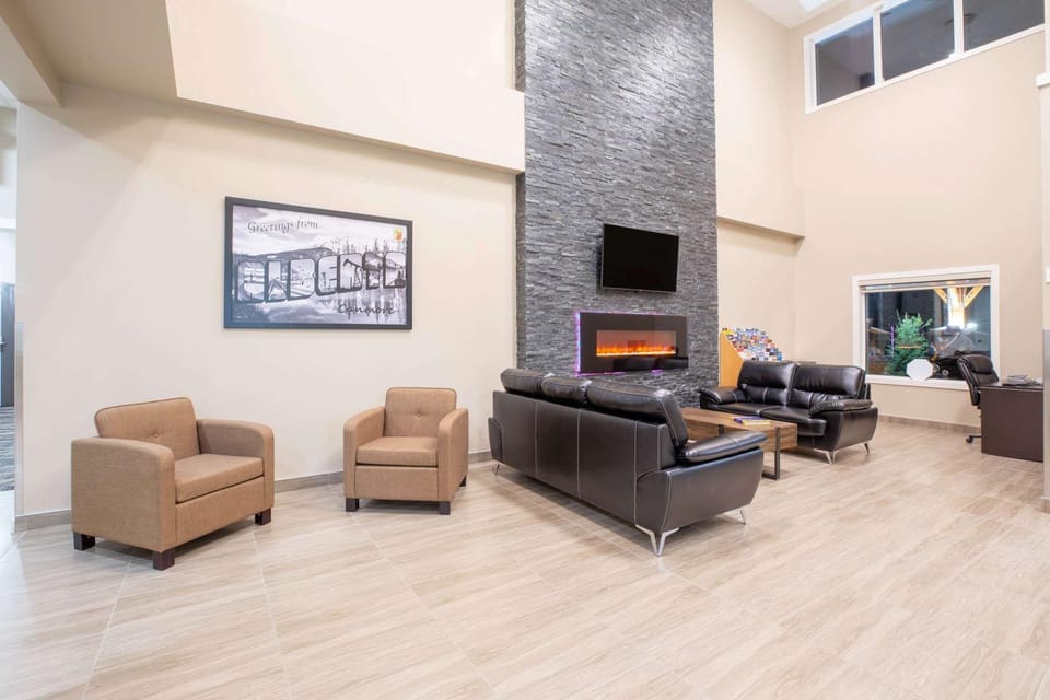Lobby or reception, On site