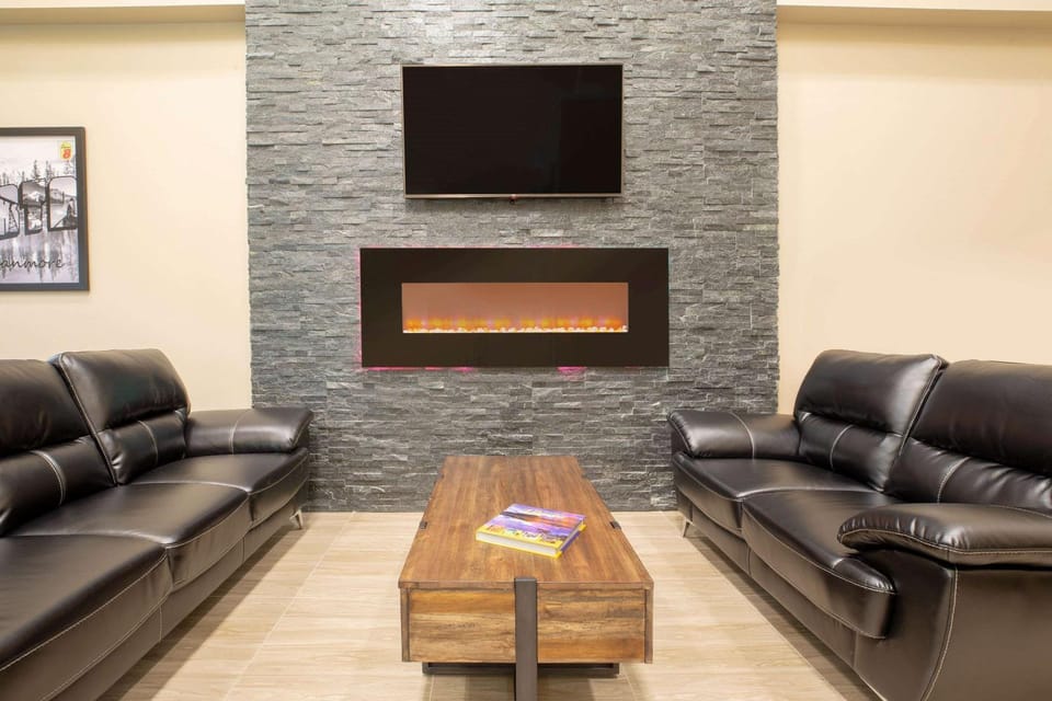 Lobby or reception, On site