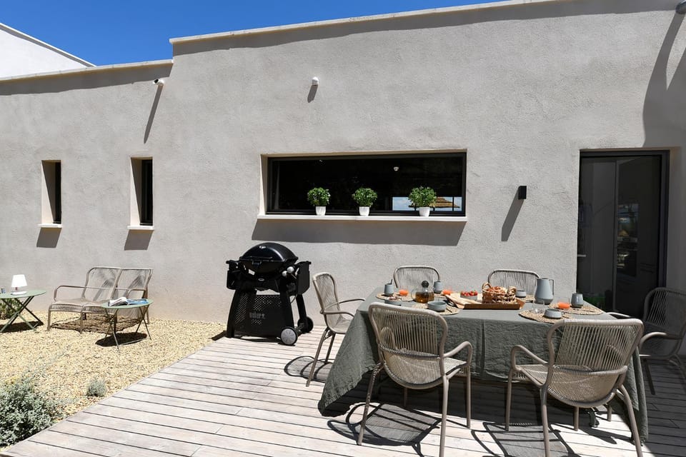 Les Loges En Provence "Villa Garrigue" Villa in Villeneuve-lès-Avignon