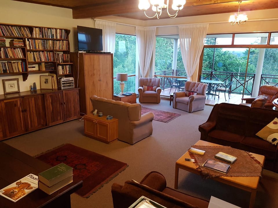 Library, Seating area