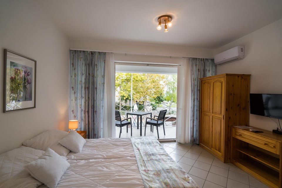 Győrfi Apartmanház Zamárdi Apartment in Hungary
