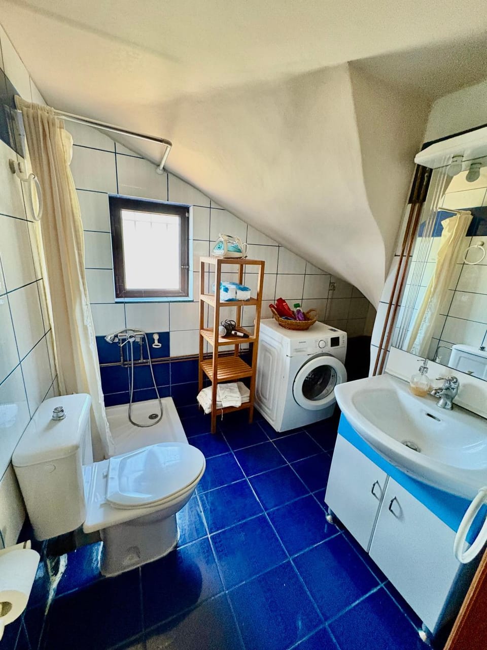 Villa w Studio, Pool, Garden, Sleeps 12 to 15 Villa in Messenia