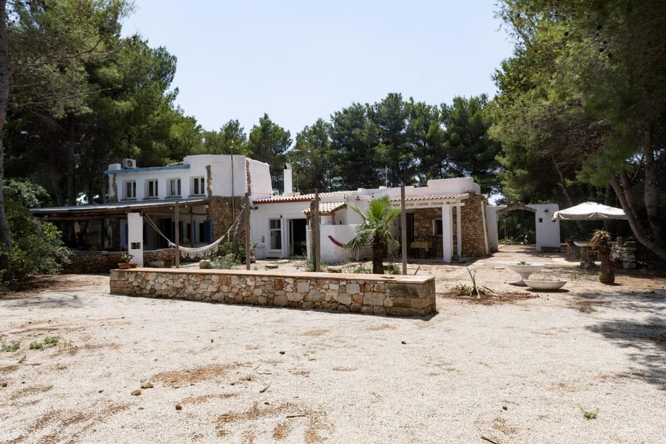 Facade/entrance, Garden, Garden view