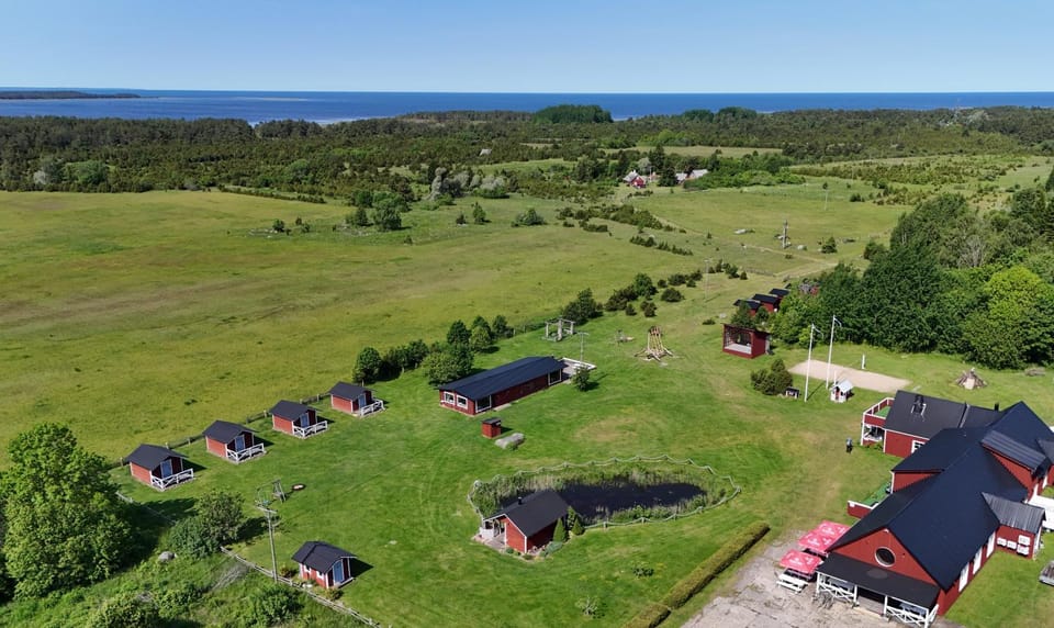 Property building, Day, Natural landscape, Bird's eye view, Sea view