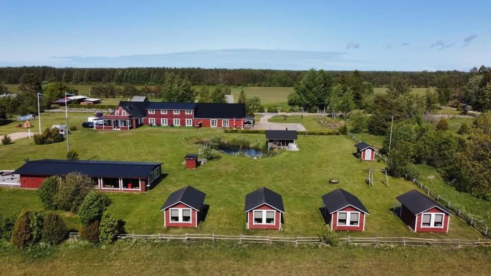 Property building, Day, Bird's eye view