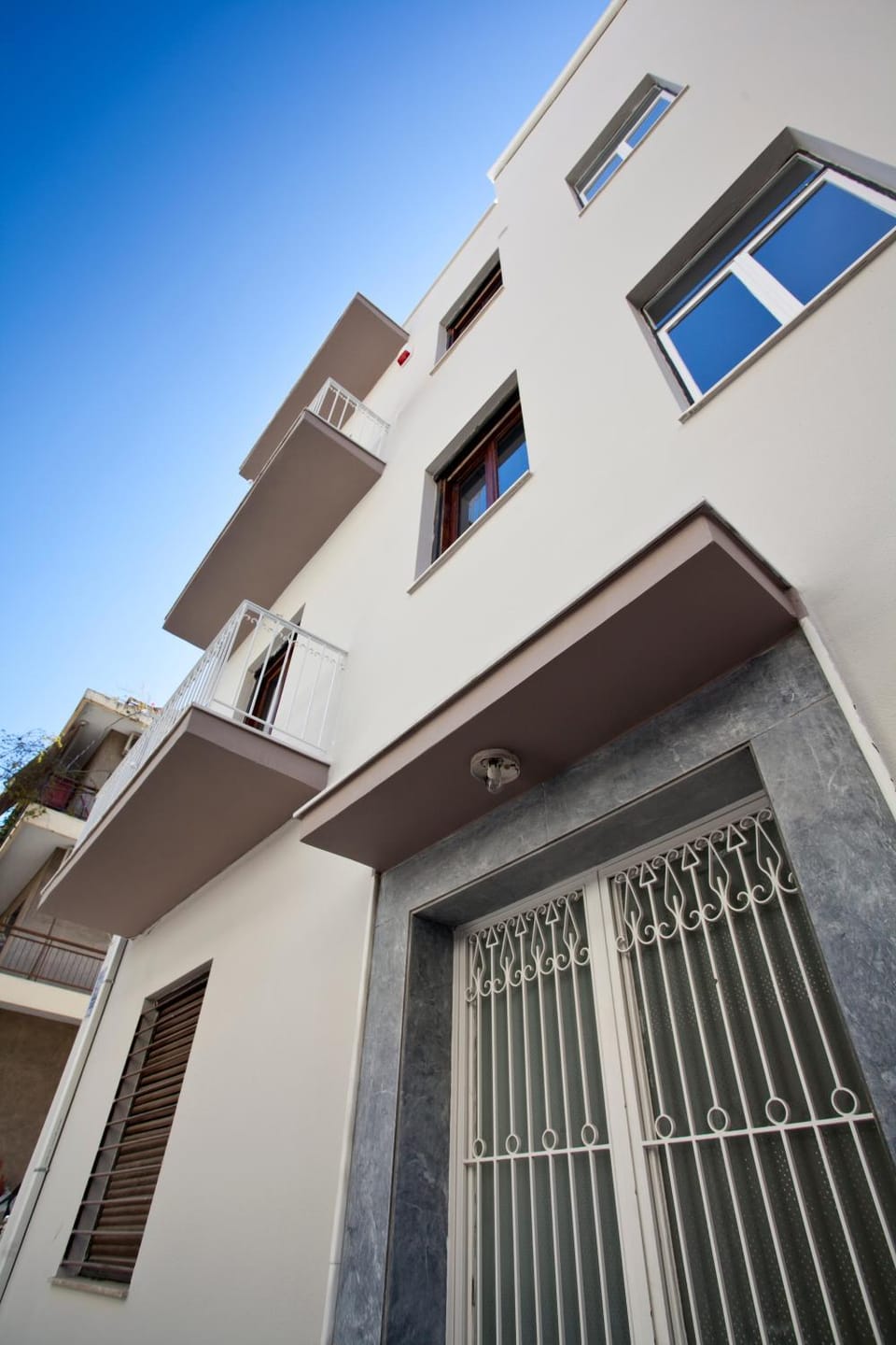 Facade/entrance
