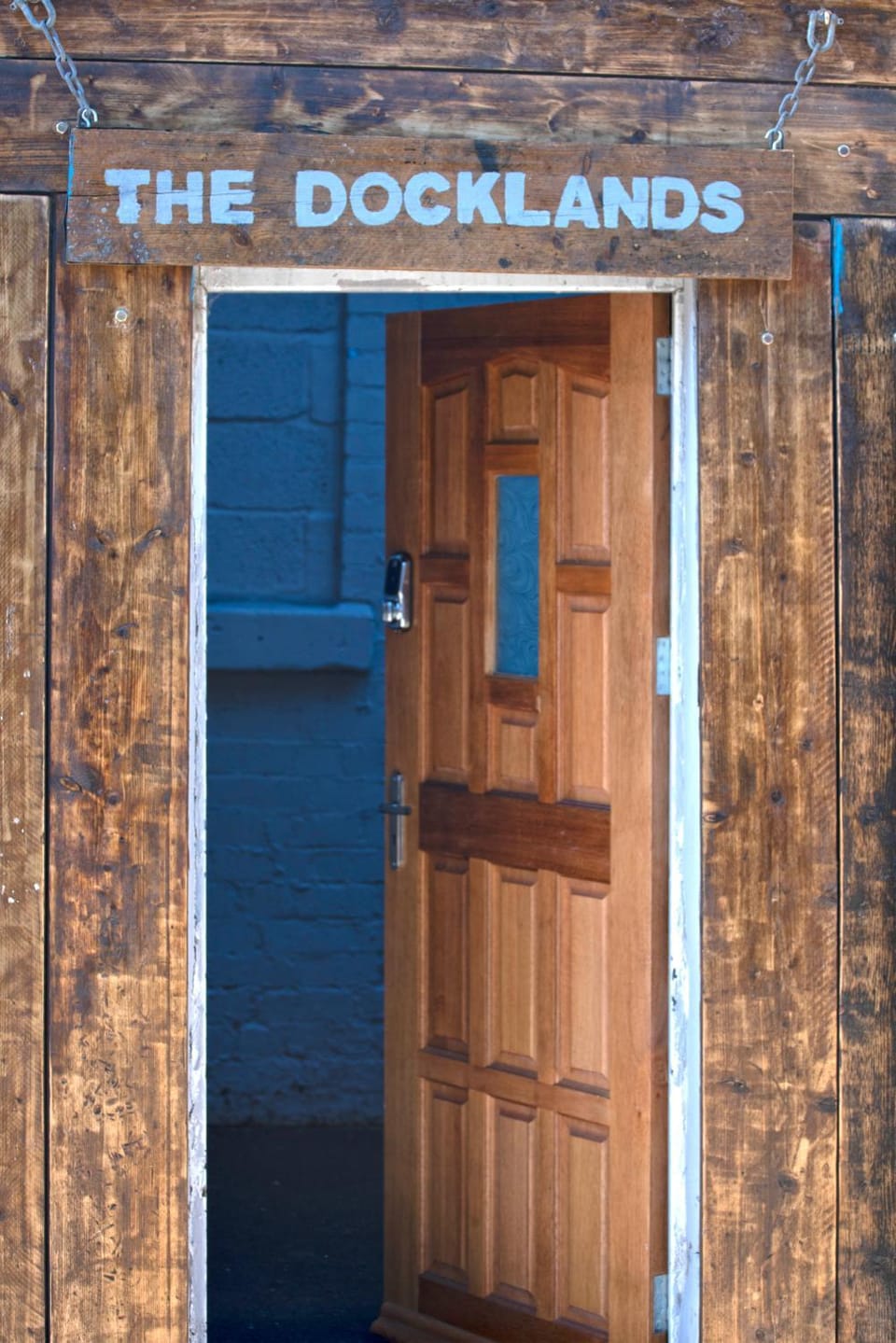 Property building, Facade/entrance, Property logo or sign