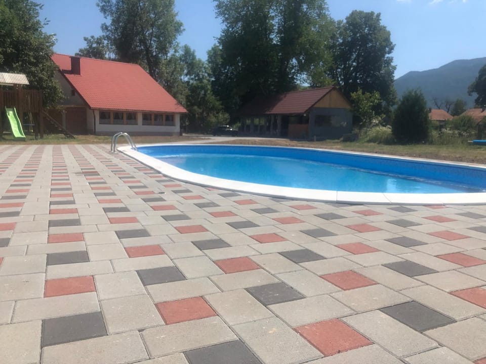 Property building, Swimming pool