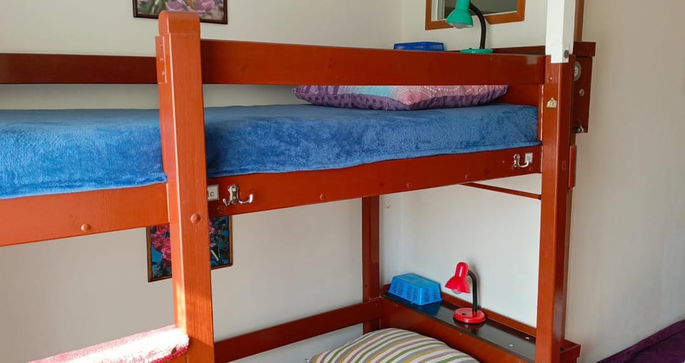 bunk bed