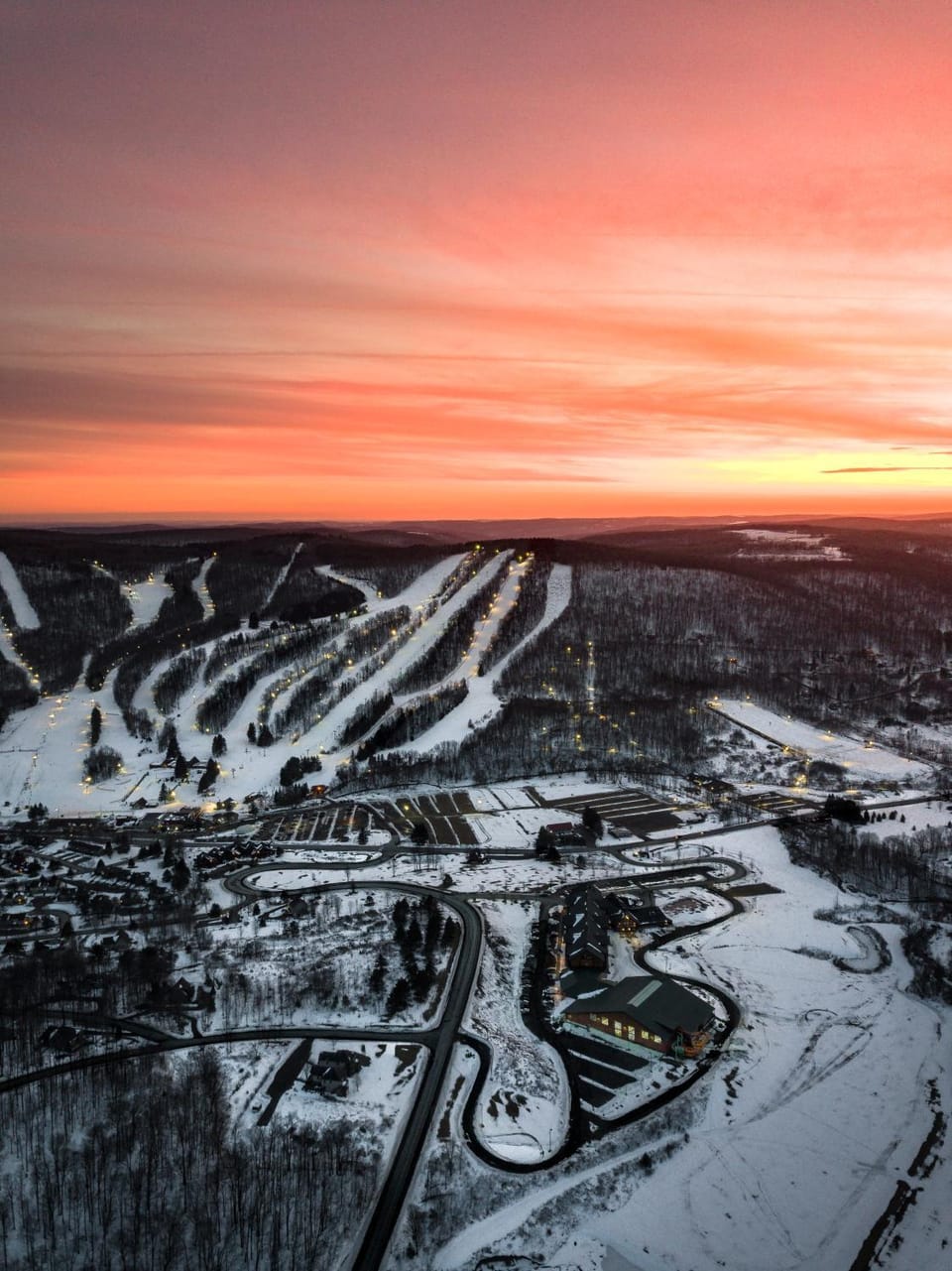 Property building, Winter, Ski School, Skiing, On site, Sunset