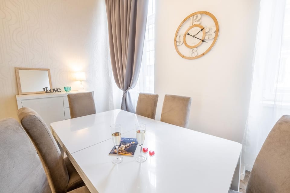 Jenny luxury two bedrooms apartment. Apartment in Budapest