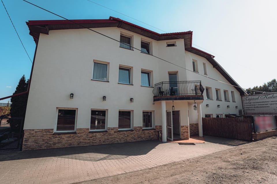 Property building, Day