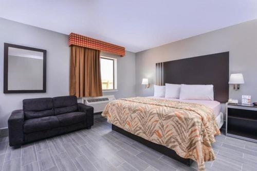 Express Inn Weslaco/Mercedes Hotel in Weslaco