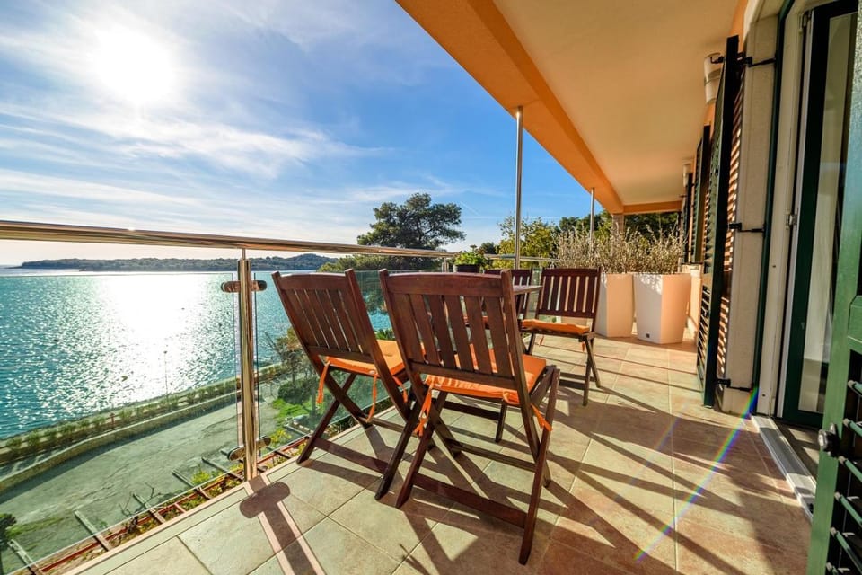 Natural landscape, View (from property/room), Balcony/Terrace, Sea view