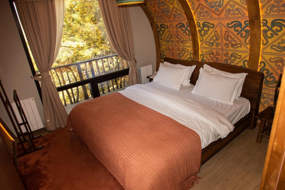 Bed, View (from property/room), Bedroom