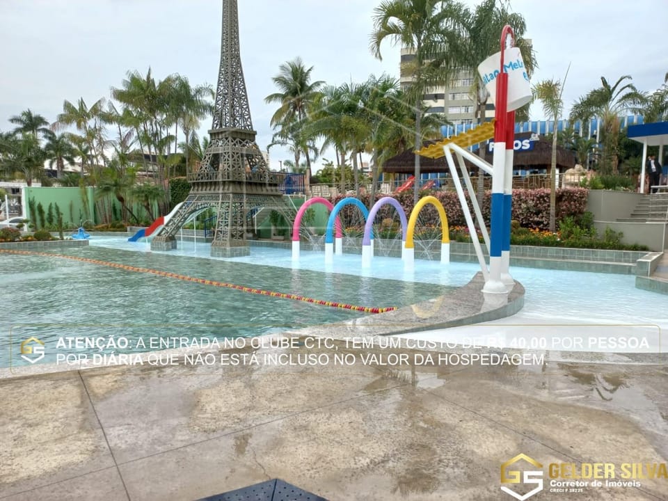 Kids's club, Swimming pool