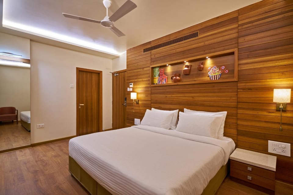 Bed, Bedroom, fireplace