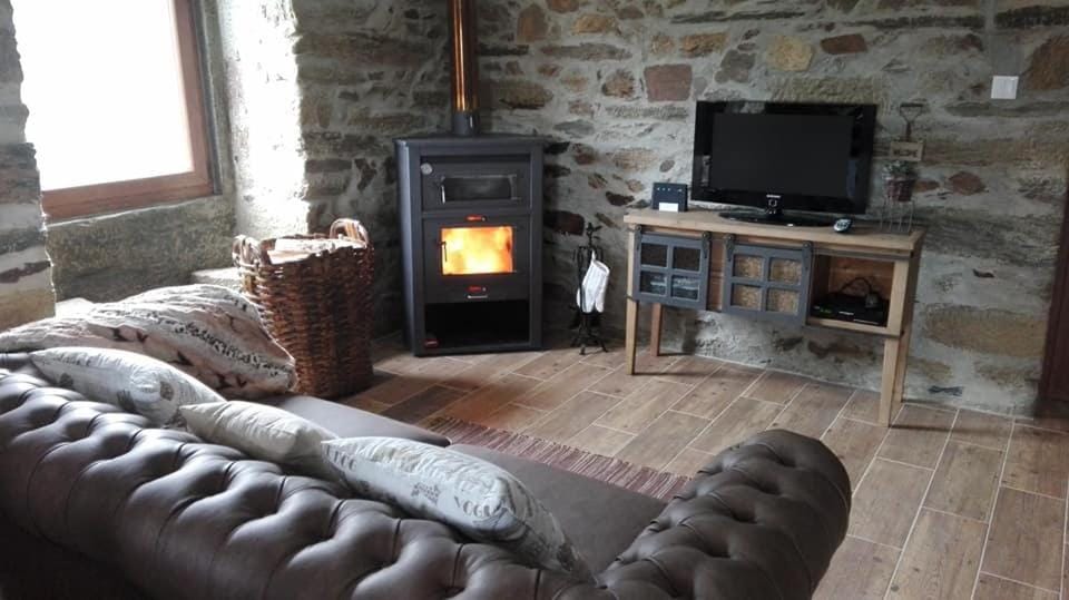 TV and multimedia, Living room, flat iron