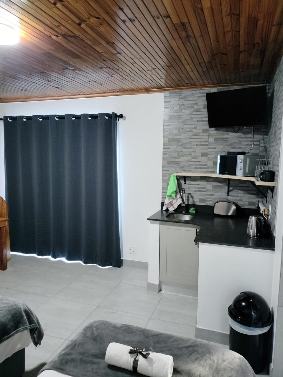 TV and multimedia, Kitchen or kitchenette