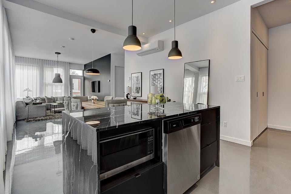 Kitchen or kitchenette