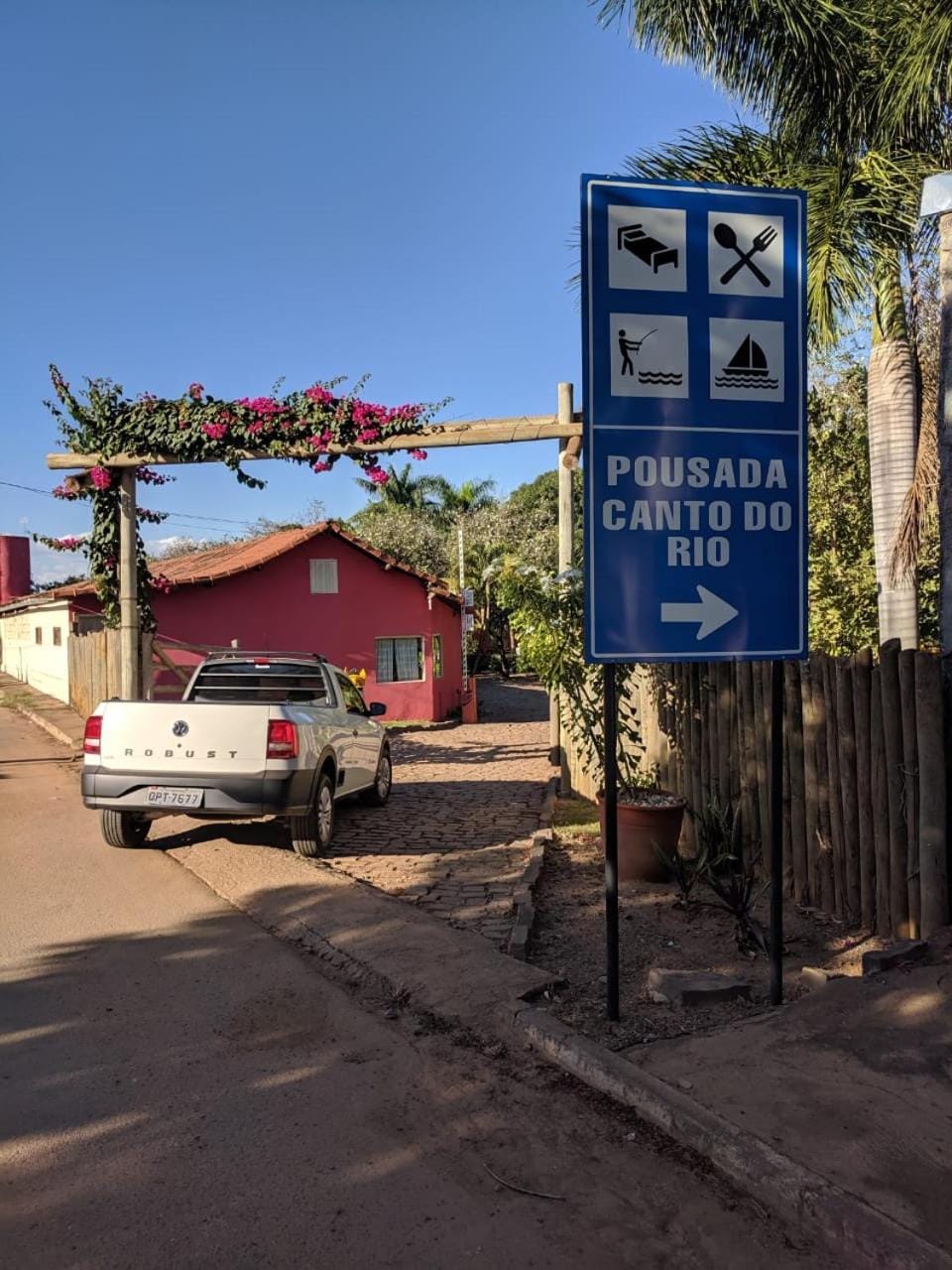 Facade/entrance, Property logo or sign, Street view