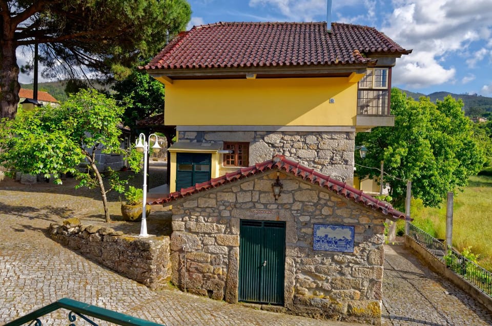 Property building, Day, Natural landscape, Balcony/Terrace, On site, Garden view, Garden view, Inner courtyard view