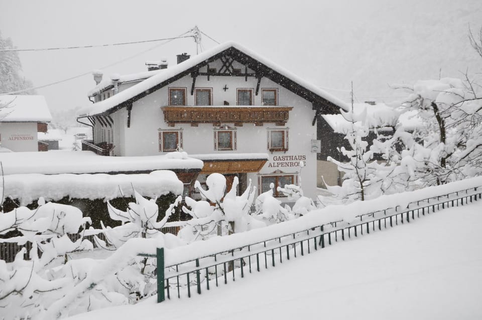 Facade/entrance, Winter
