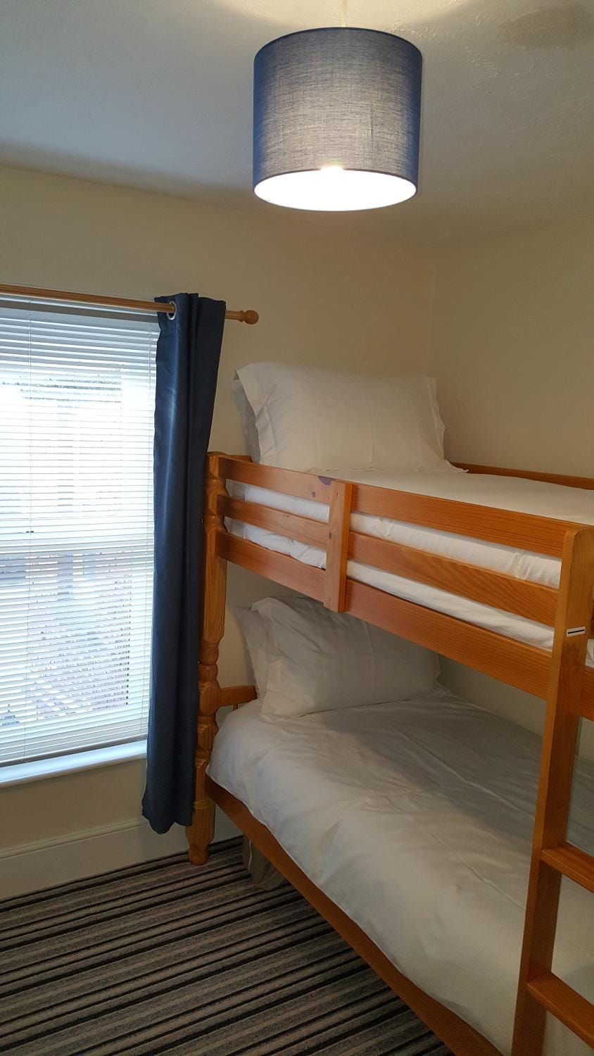 bunk bed