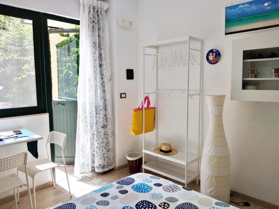 View (from property/room), Photo of the whole room, Bedroom