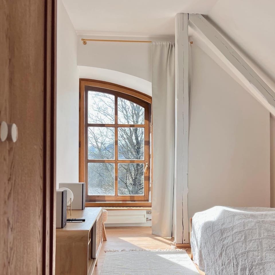 Bed, Photo of the whole room, Bedroom, hair dresser