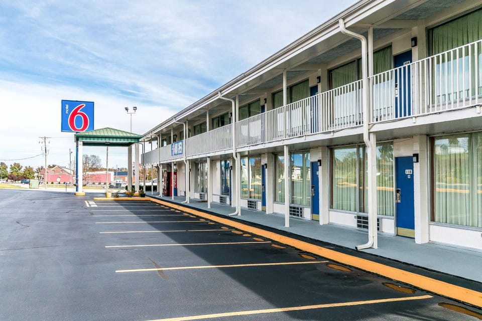 Property building, On site
