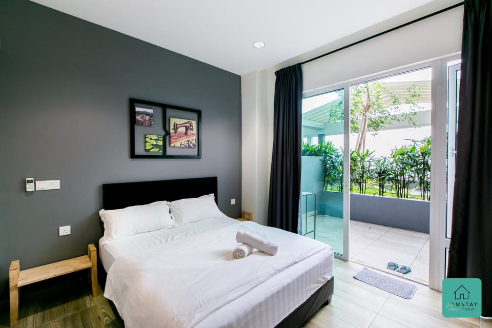 Bed, Balcony/Terrace, Photo of the whole room, Bedroom, Garden view