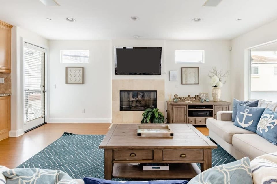 Iris Condo 213 Condo House in Corona Del Mar