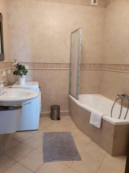 Sea Towers Gdynia Apartment in Pomeranian Voivodeship