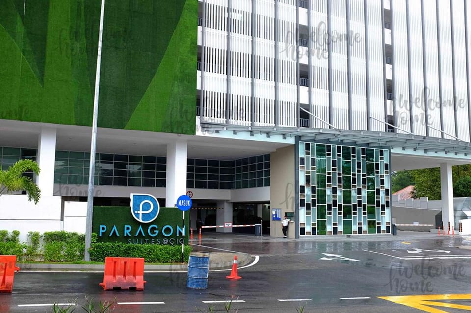 Facade/entrance, On site