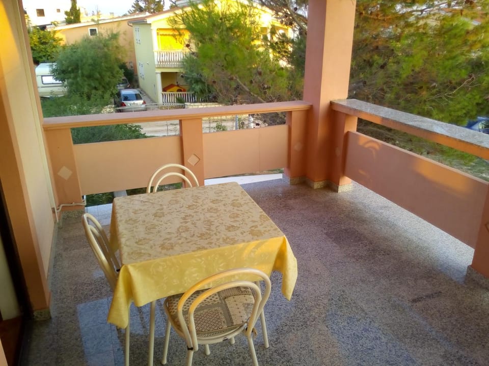 Maslina Apartment in Zadar County