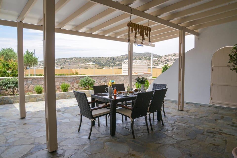 Balcony/Terrace, Dining area