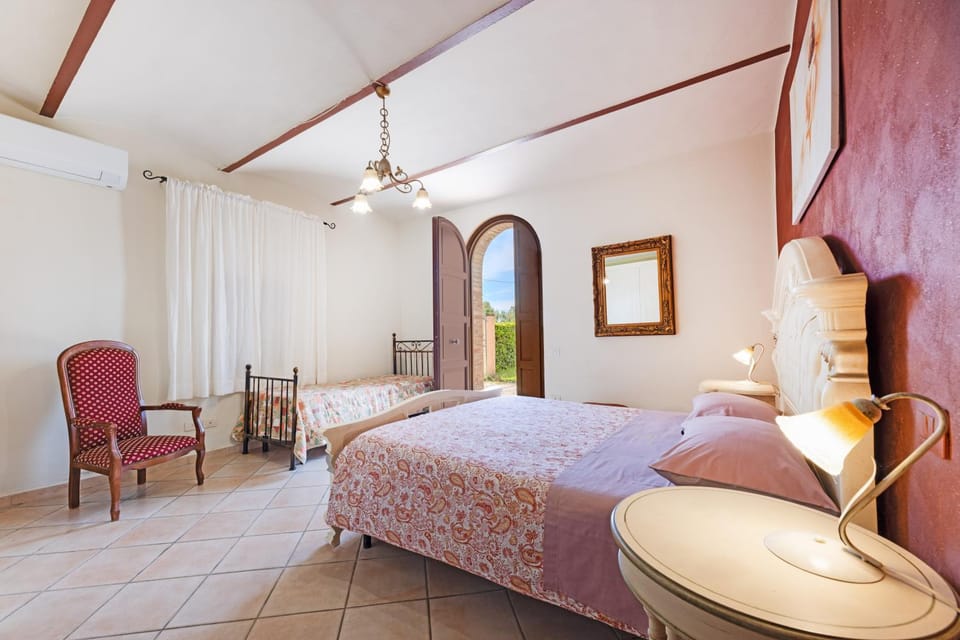 Agriturismo Re di Fiori Farm Stay in Tuscany