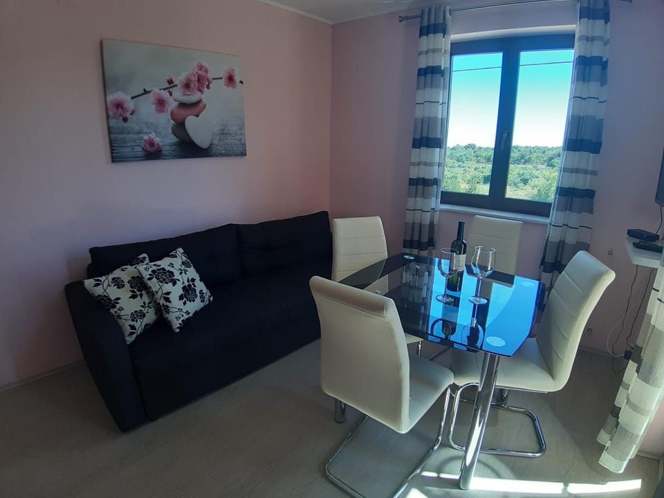 Apartman Bukaleta in Loznati Apartment in Primorje-Gorski Kotar County