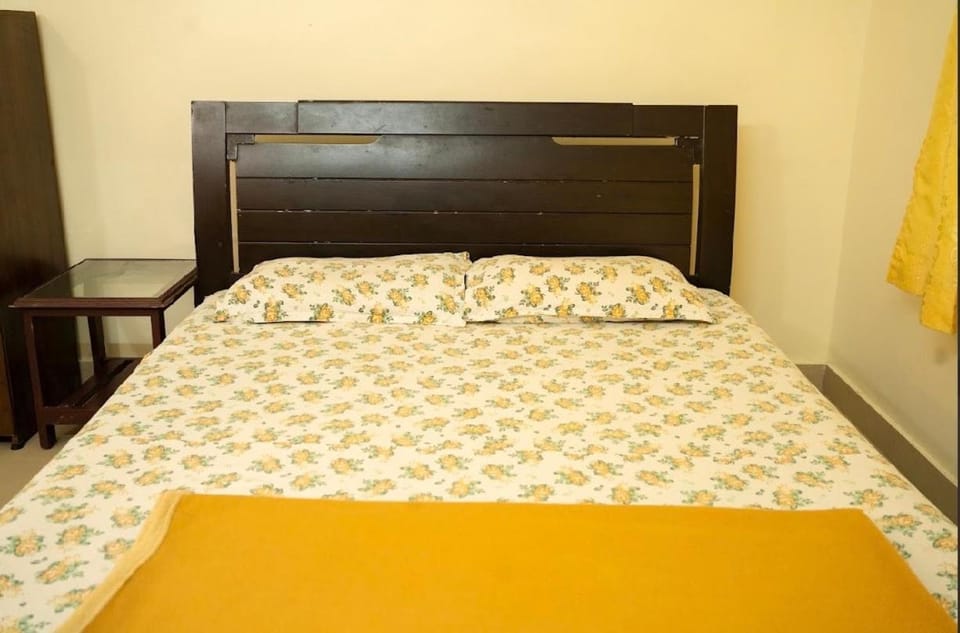Palm Grove Service Villa Bed and Breakfast in Kochi