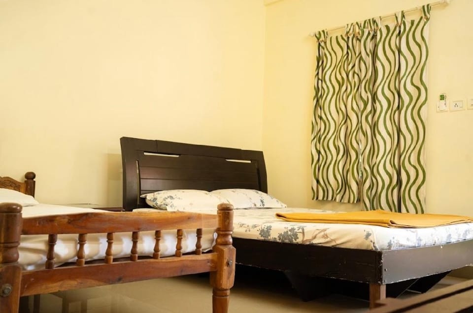 Palm Grove Service Villa Bed and Breakfast in Kochi
